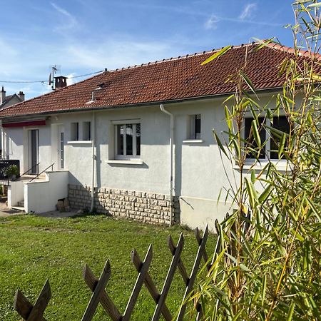 נווי סן ג'ורג' L'Etape Nuitonne - Gite Avec Jardin Pour 6 Personnes מראה חיצוני תמונה